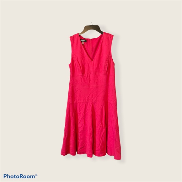 Nine West Dresses & Skirts - 💟 $2 WYB NWT Nine West Woman Dress size 6